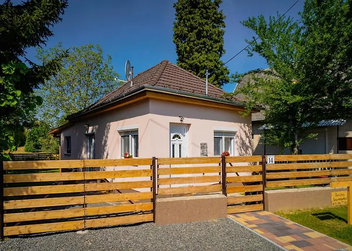 Bodza Apartmanhaz *