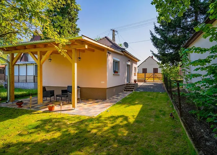 Prázdninový dům Bodza Apartmanhaz *